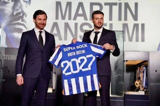 Argentinalı mütəxəssis Portunun sükanı arxasına keçdi