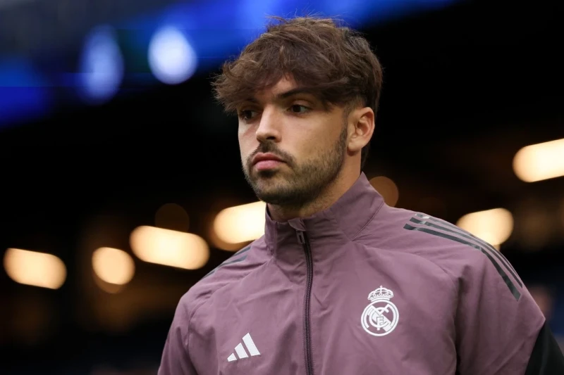Asensio Alabanın ayrılmasından sonra Real Madriddə 4 nömrəli formaya iddialıdır