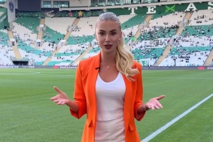 Bursaspor taraftarları Shakhtar spikerine zor anlar yaşattı