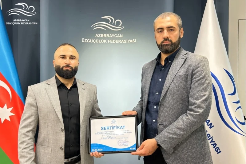 Azərbaycan üzgüçüsü Cəmil Əliyev rekorduna görə təltif olunub