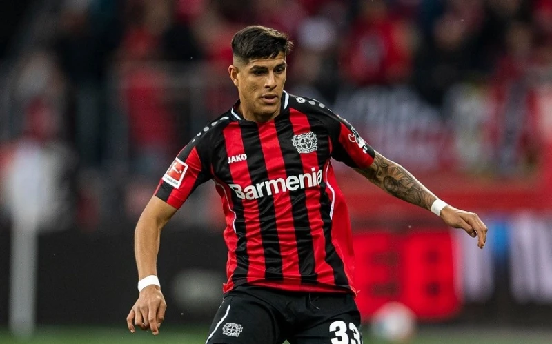 Alman kulübünün futbolcusu Reale transfer olmak için Madrid'de