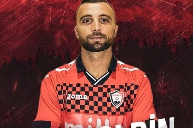"Keçmiş "Qəbələ" futbolçusu: "Klub rəhbərinə güvənirəm""