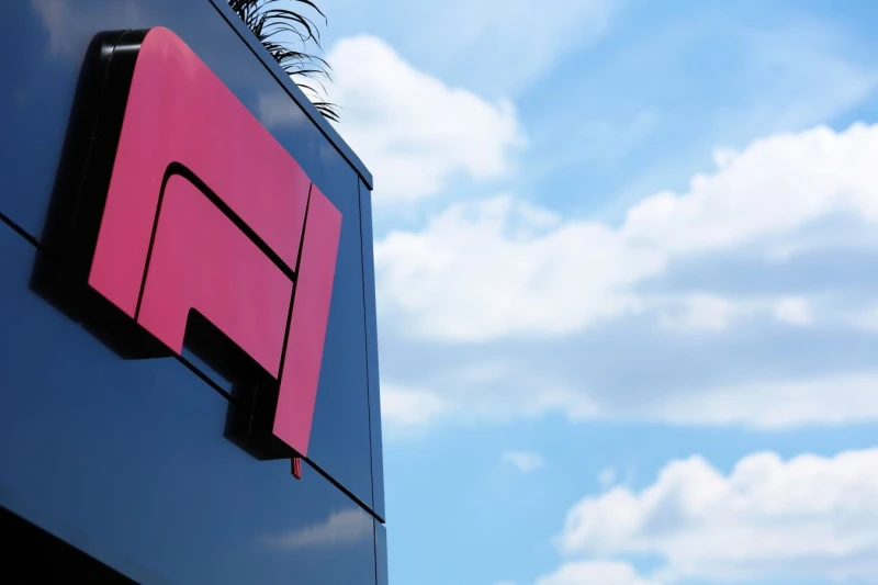 F1 Teams to Discuss Future Decisions Regarding Middle East Grand Prix Races