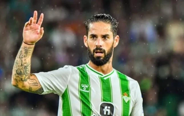 İsko 1 ay meydandan kənarda qalacaq