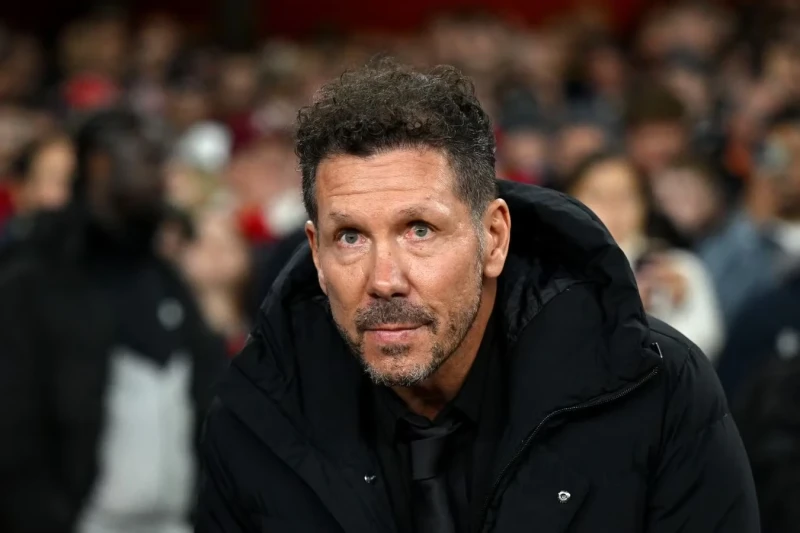 Simeone: “Barselona” ilə çempionluq mübarizəsi mümkündür, lakin hazırda “Deportivo”ya fokuslanır