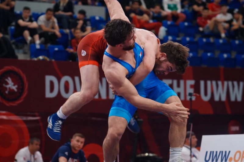 İslamgereyev'in U-23 Avrupa Şampiyonası'nda Uçan Sincap Hilesiyle Zaferi