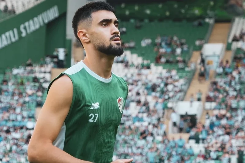 Toral Bayramov “Bursaspor”’un heyətində debüt etdi
