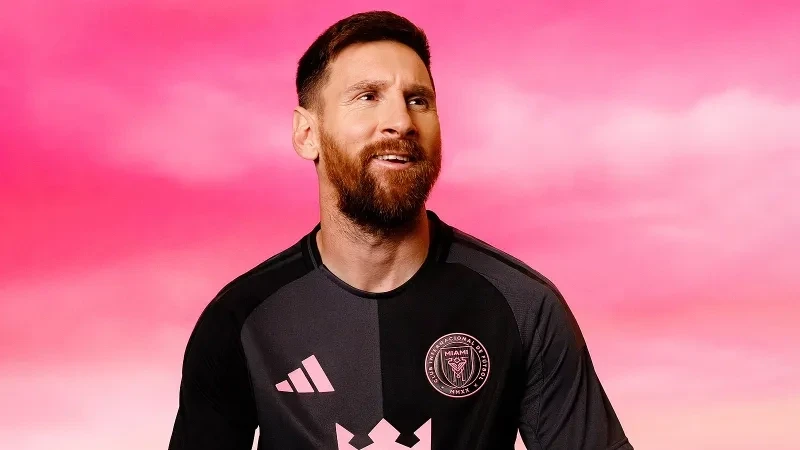 Месси сравнялся с Пеле по голам со штрафных, приблизившись к Жуниньо