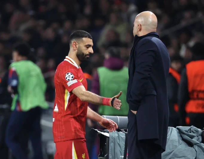 Arne Slot: Salah Liverpuldan əfsanə kimi ayrılacaq