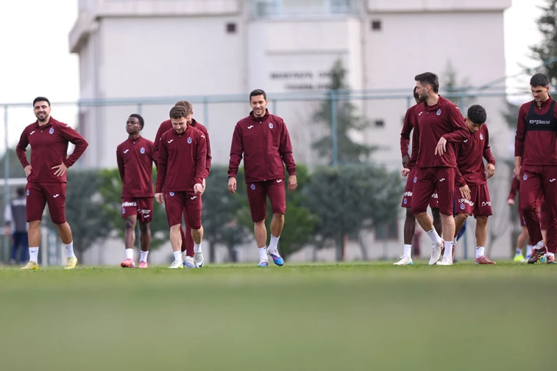 Trabzonspor Prepares for Fethiyespor Cup Match: Injuries in the Squad, Rotation Expected
