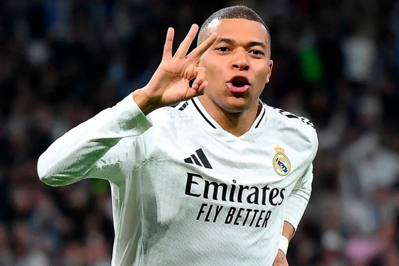 Mbappe Zədəli Halda Belə Azərbaycan Matçı Öncsi Fransa Düşərgəsinə Qatılmaq İstəyir
