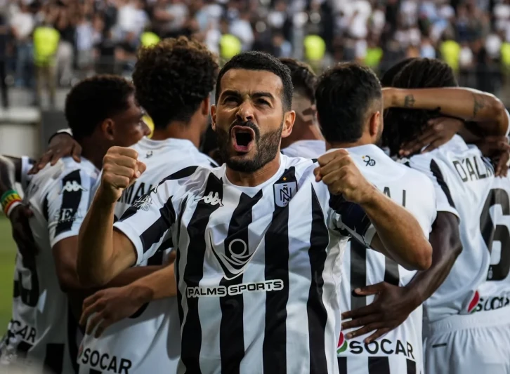 Emin Mahmudov avrokuboklarda 10-cu qolunu vurub