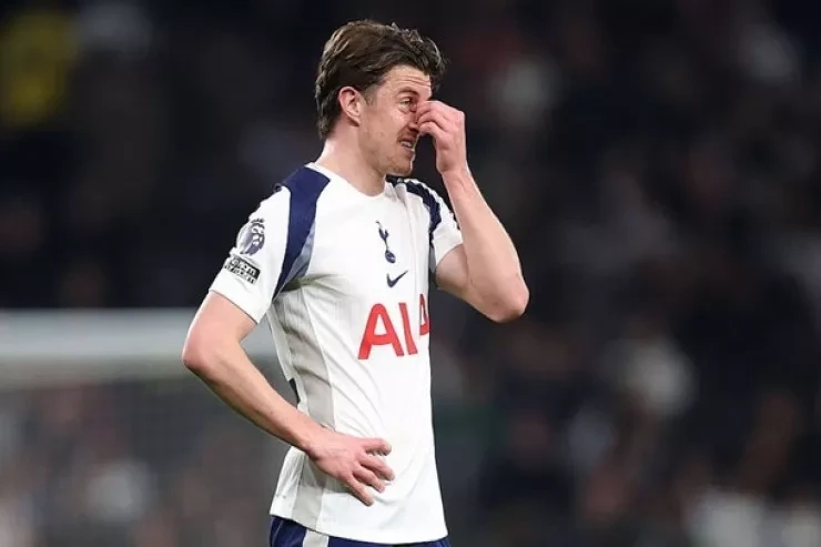 Tottenhemdə Dərin Böhran: 11 Oyunluq Qələbəsiz Seriya davam edir