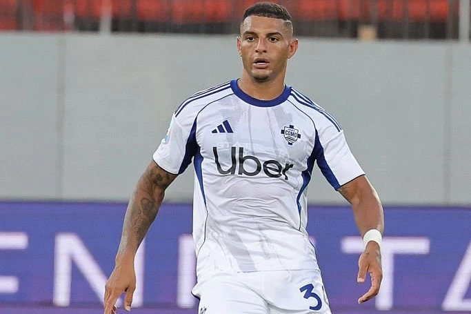 Komo Dieqo Karlosun transfer hüquqlarını almağa yaxındır