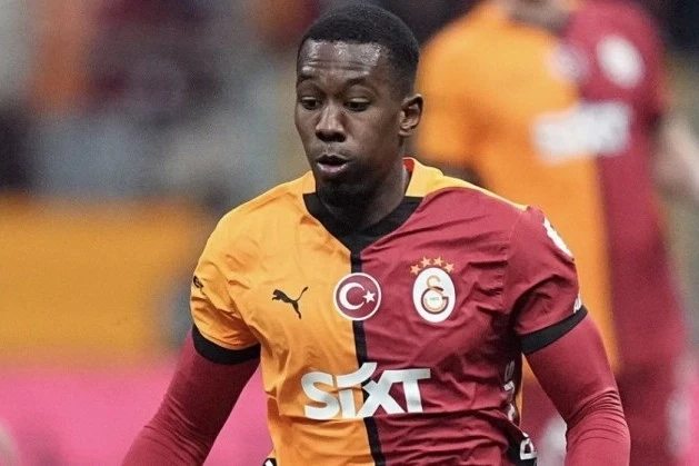 Carlos Cuesta, Spartak ile Sözleşme İmzalamak İçin Moskova'ya Gitti