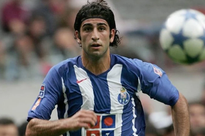 Niderlandda Oynamış Futbolçu: Qarabağ Ayaksı Məğlub Edə Bilər