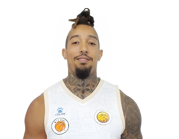 Zeyn Nouls NTD-yə keçməsinin səbəbini açıqlayıb