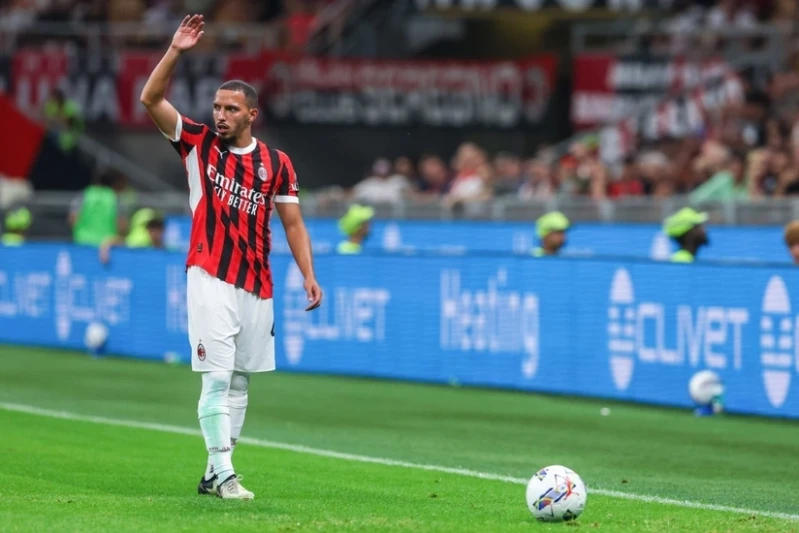 Milanlı Bennaser Trabzonspora keçə bilər