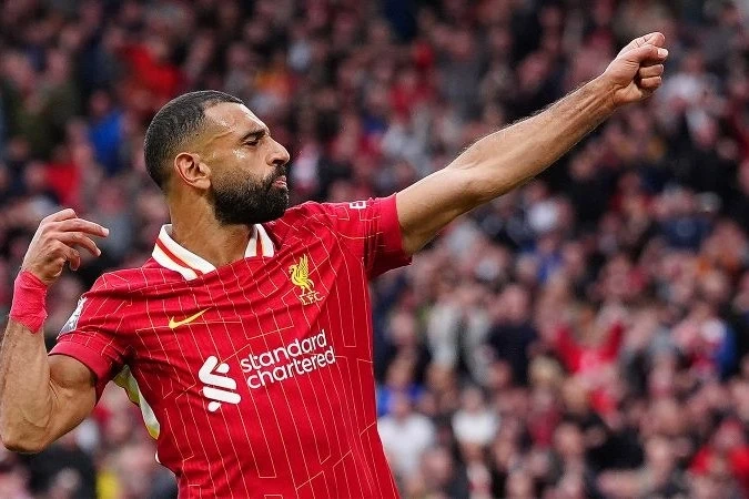 Salah “Liverpul”un tarixinə düşdü