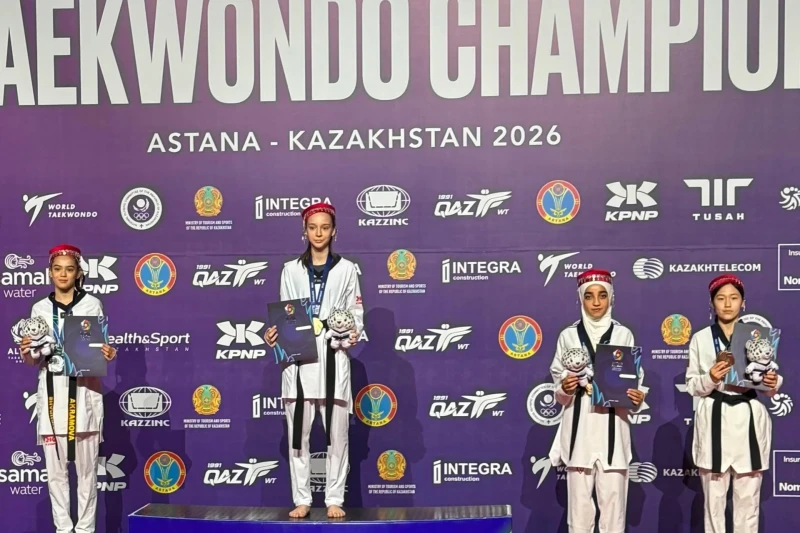 Azərbaycan taekvondoçuları Astanadakı beynəlxalq yarışda daha üç medal qazanıb