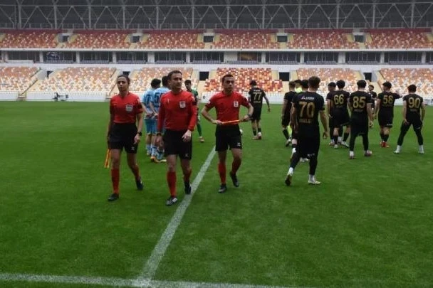 Yeni Malatyaspor - İsparta 32 Spor match postponed due to player shortage