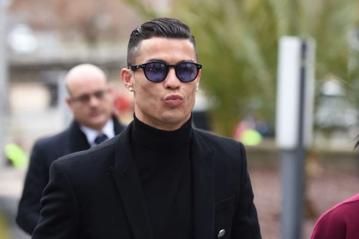 Kriştianu Ronaldo Madriddə 6500 manatlıq dəbli geyimi ilə görüntülənib