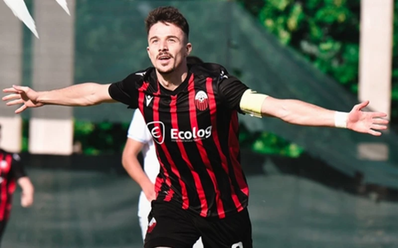 Karabağın rakibi Shkendija şampiyonaya farklı galibiyetle başladı