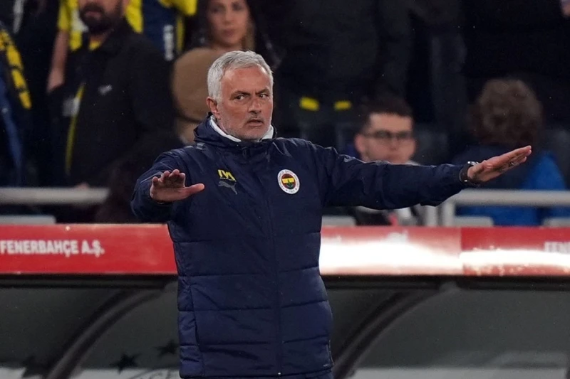 Joze Mourinyo Braziliya millisində?