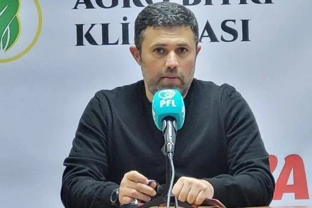 Azər Bağırov: "Güclünün tərəfində olmaq nədir ki?"