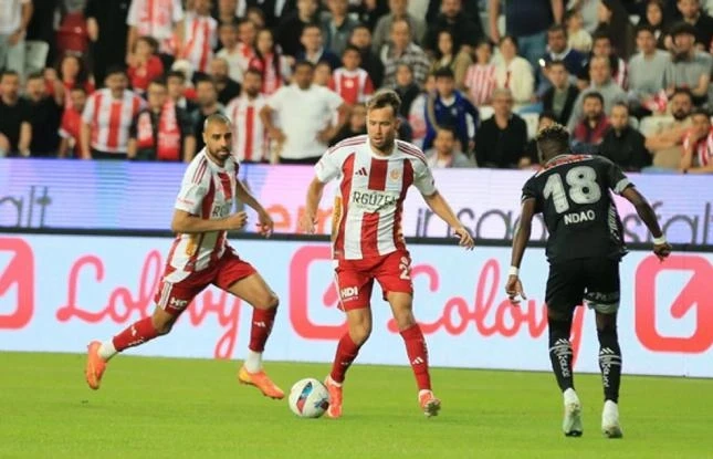 Matches of the 34th round of the Super League have started;