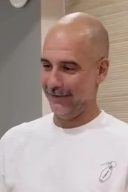 Pep Qvardiolanın yeni görünüşü sosial şəbəkələrdə müzakirələrə səbəb oldu