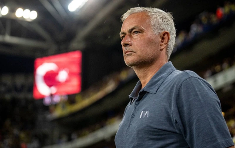 Joze Mourinyo "Fənərbağça"dan ayrılacağı təqdirdə milli komandaya başçılıq edə bilər