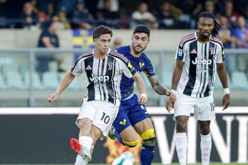 Juventus Verona ile berabere kaldı ve ilk puan kaybını yaşadı