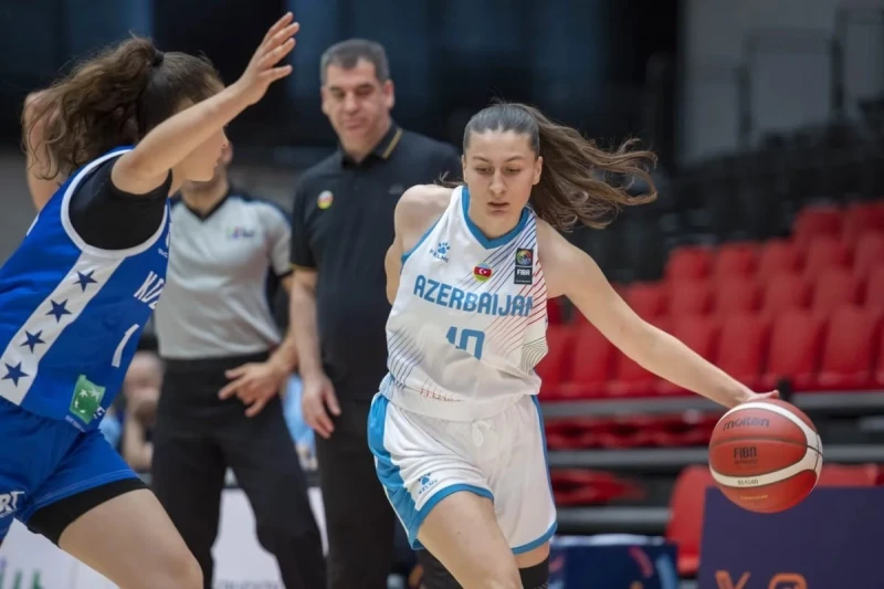 Azərbaycan U-18 qız basketbol komandasından qələbə və 9-16-cı yerlər üçün mübarizə