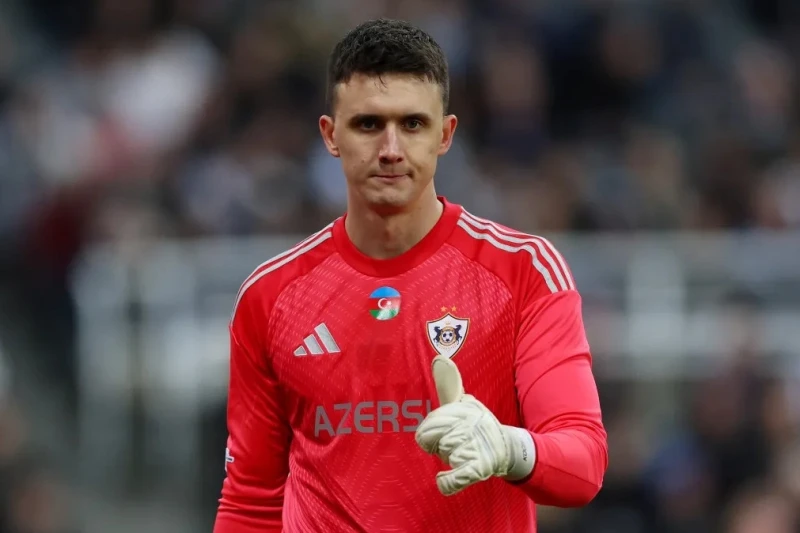 Mateuş Koxalski Premyer Liqaya can atır: Məni aparın!