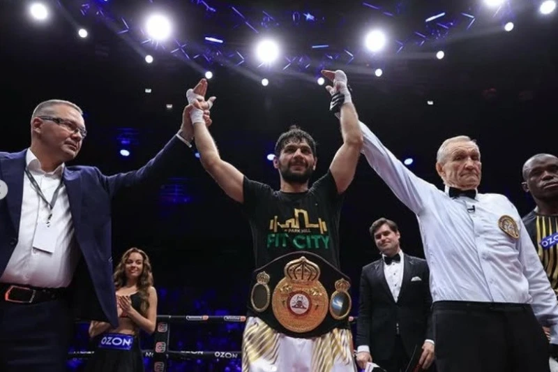 İsmət Quliyev Moskvada WBA Asia çempionluq titulunu qazanıb – FOTO/VİDEO