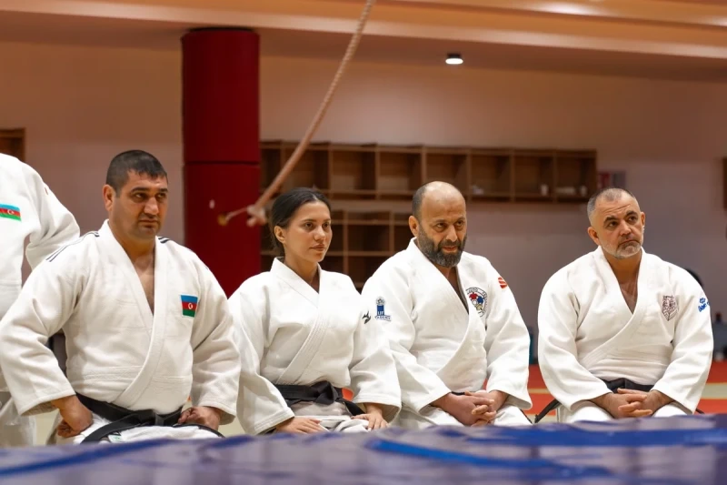 Daniel Laskau Bakıda Azərbaycan cüdo hakimləri üçün seminar keçirib