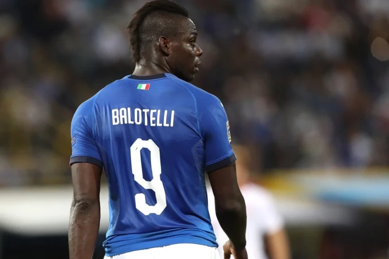 Balotelli İtaliya futbolundakı çətinliklərin səbəblərini açıqladı