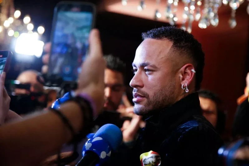 Neymar Braziliyada şəxsi şəhərini tikir