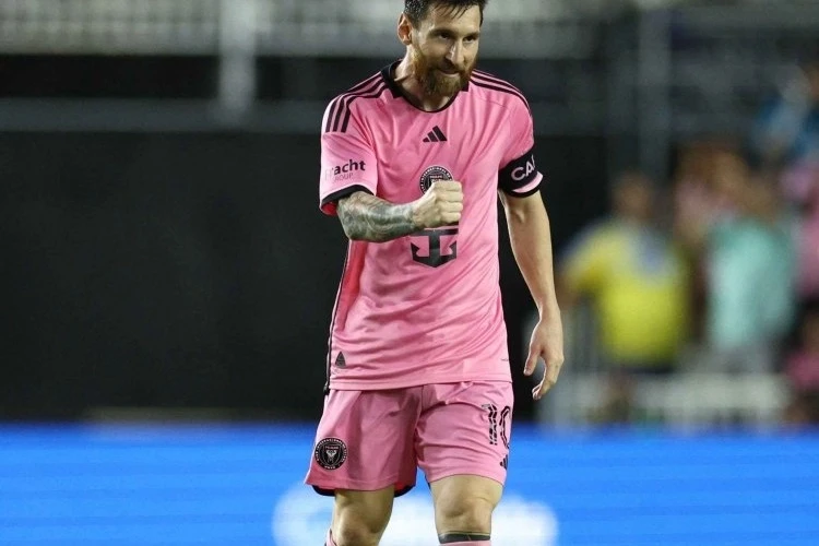 Lionel Messi ən yaxşı seçildi