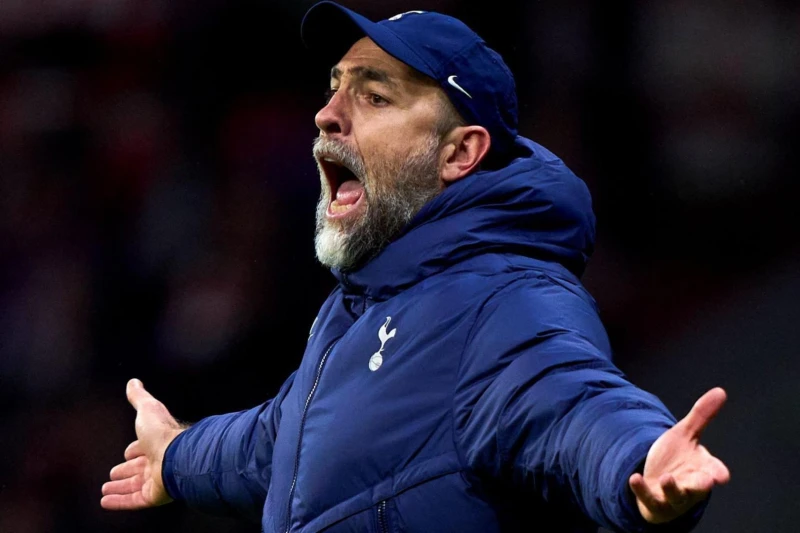 Tottenham in search of a new head coach: Arni Slot option on the agenda