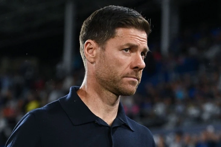 Bazı Real Madrid oyuncuları Xabi Alonso'nun katılığı ve anlayışsızlığından rahatsız