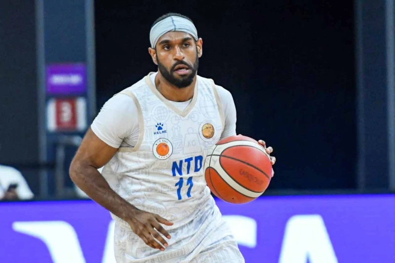 Cessi Gi: Müdafiədə komanda şəklində oynamalıyıq - MÜSAHİBƏ