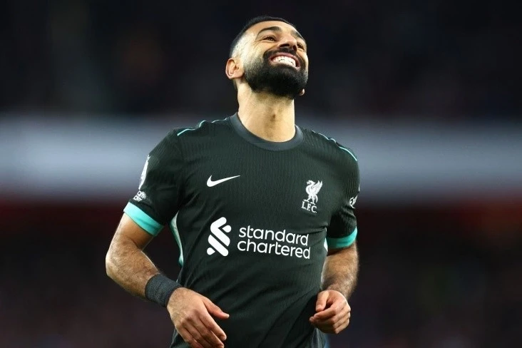 Liverpul Salahla daha 3 il
