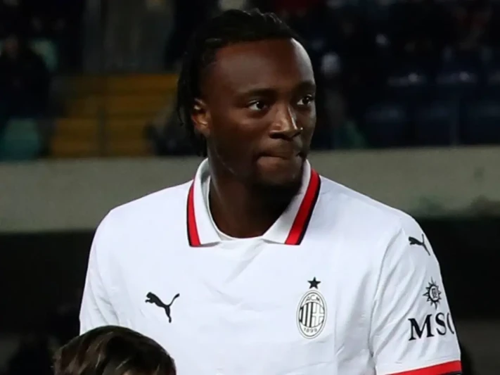 Aston Villa Temmi Abrahamı transfer etmək istəyir