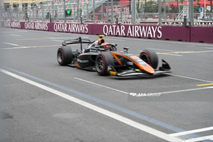 Main race started at the Azerbaijan Grand Prix in Formula 2