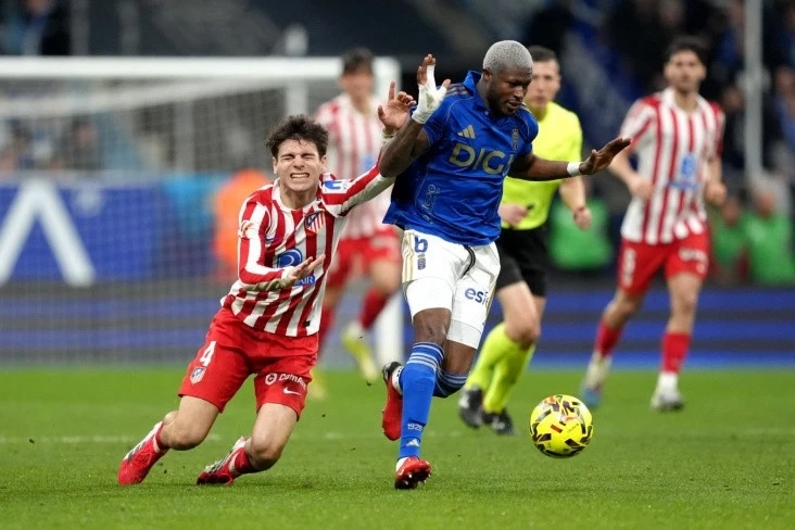 Ла Лига: Победы «Атлетико Мадрид», «Реал Сосьедад» и «Барселоны», ничья «Райо Вальекано» - «Атлетик Бильбао»