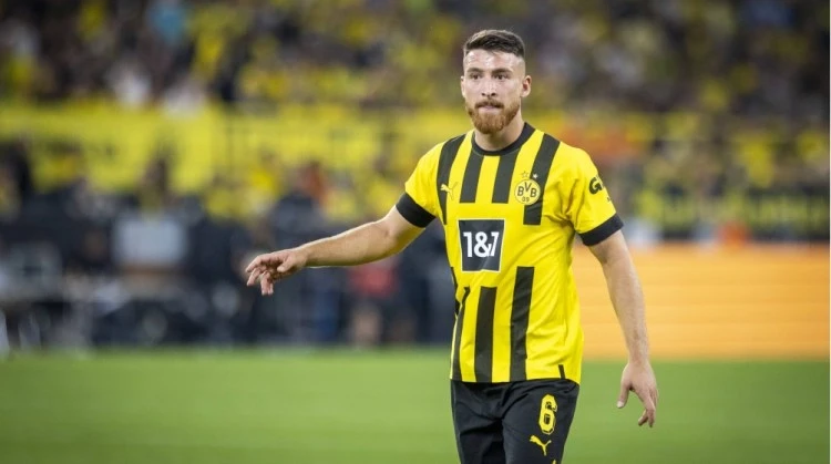 Transferred Salih Özcann, a member of the Turkish national team