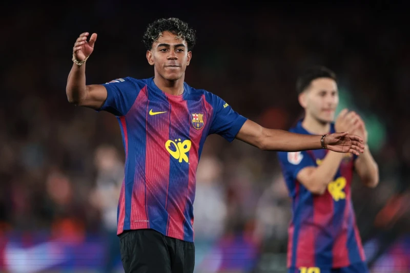 Yamal Ronaldunu İspaniya çempionluqlarında qabaqladı