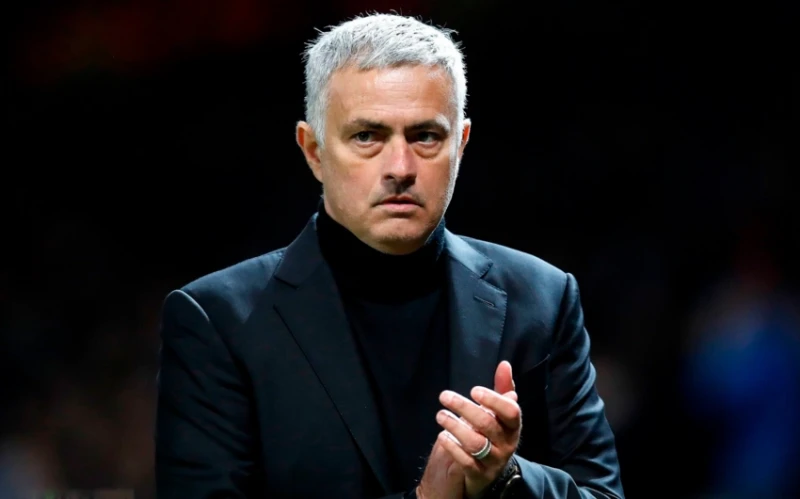Fənərbağçanın baş məşqçisi Joze Mourinyo əməliyyat olunub